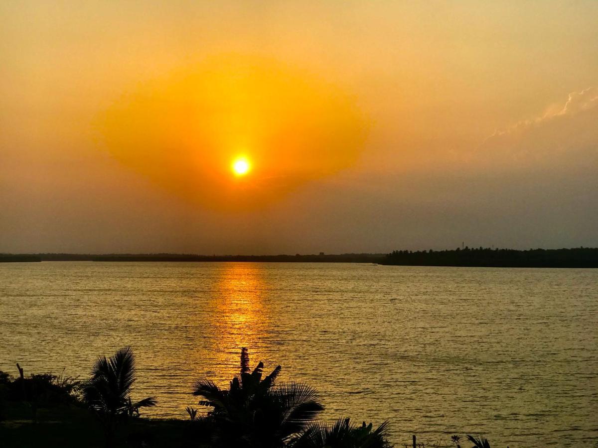 Ashansa Lagoon Resort Tangalle Bagian luar foto