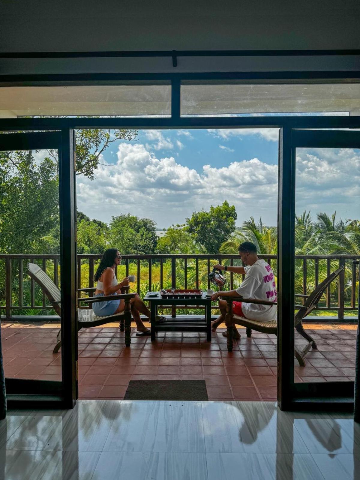 Ashansa Lagoon Resort Tangalle Bagian luar foto